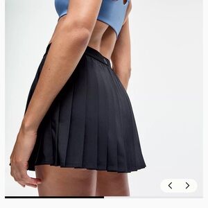Lululemon Black Pleated Skirt